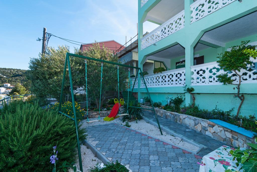 Apartment Stojan A1 Marina  Exterior foto