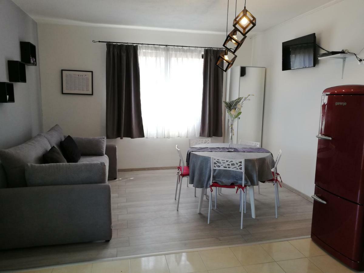 Apartment Stojan A1 Marina  Exterior foto